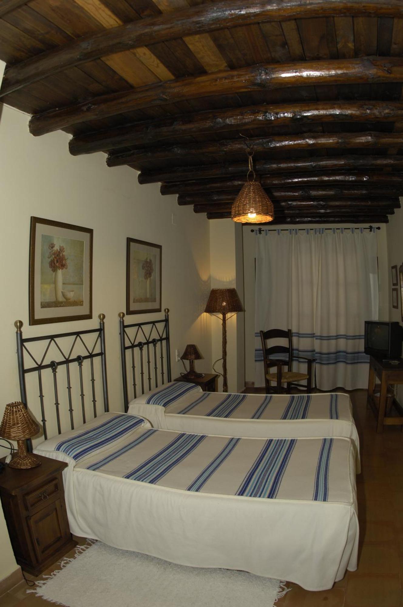 Hotel Rural San Roque Pitres Екстер'єр фото